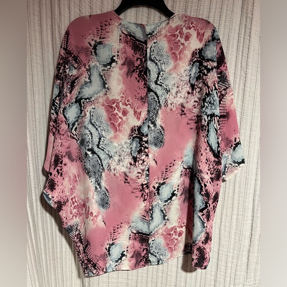 Haptics Women's Pink and Black Animal Print Kimono - Picture 5 of 5